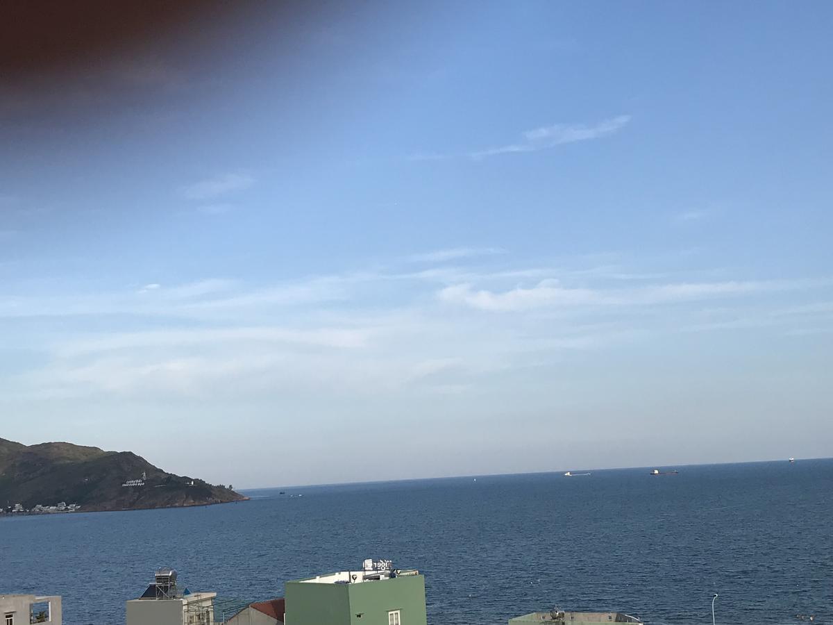 トラムアン ホテル クイニョン エクステリア 写真